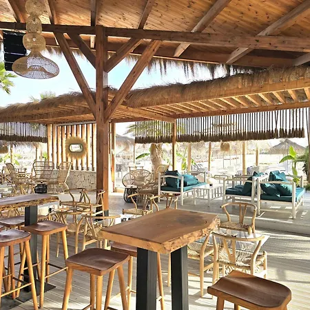 Sunny 144 * Plazhi San Pietro