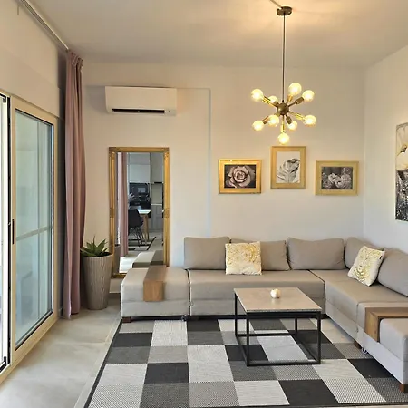 Sunny 144 * Plazhi San Pietro