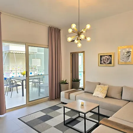 Sunny 144 Plazhi San Pietro