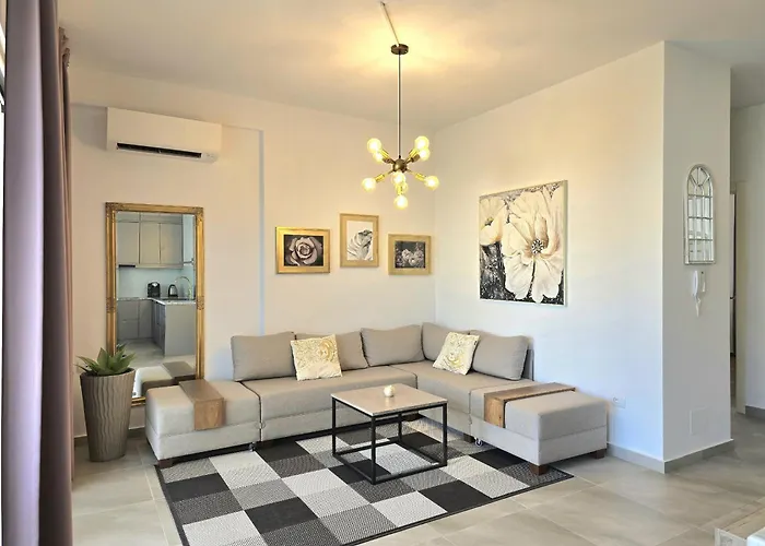 公寓 Sunny 144 Plazhi San Pietro